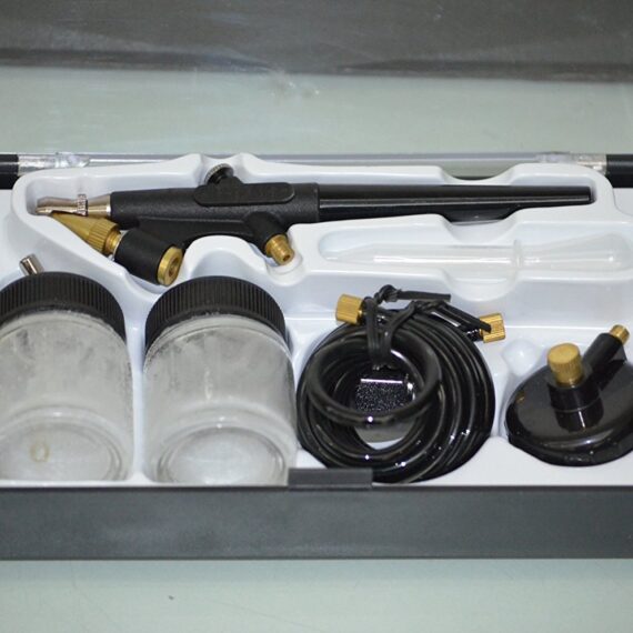 Raven Airbrush (AG-138) Set 0.3mm, Single Action Bottom Feed Airbrush